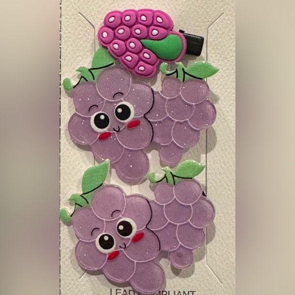 Girls Set of 3 Hair Clips Grapes - Picture 2 of 4